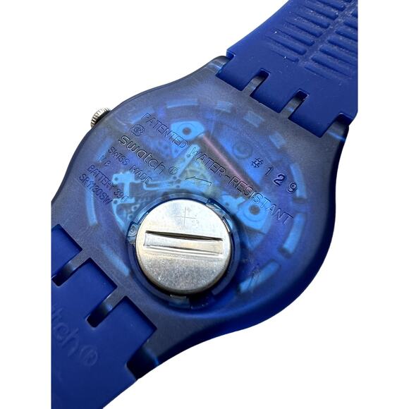 Vintage Swatch Watch Blue #129 Swiss Made Excellent Condition Day And Time - Picture 2 of 4